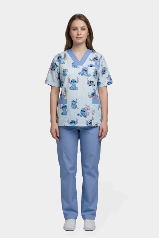 Ensemble médical imprimé Stitch - Bleu clair - Collection Maia